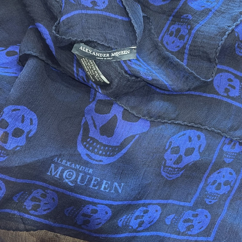 Silk Alexander McQueen Scarf - Picture 3 of 4